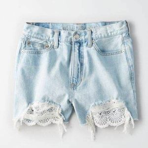 Lace pocket AE mom shorts